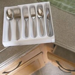 Camco® - Plastic Adjustable Cutlery Tray